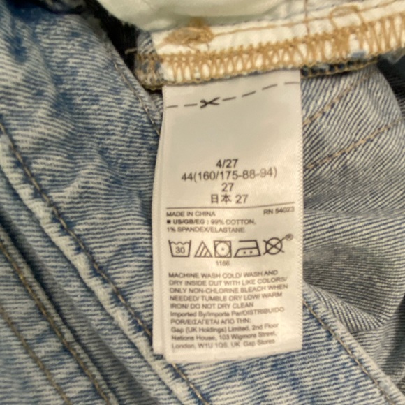 GAP High Rise Destructed Cheeky Straight Jeans (4/27) - Picture 7 of 10